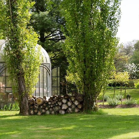 Gite Du Manoir Monnaie Exteriör bild